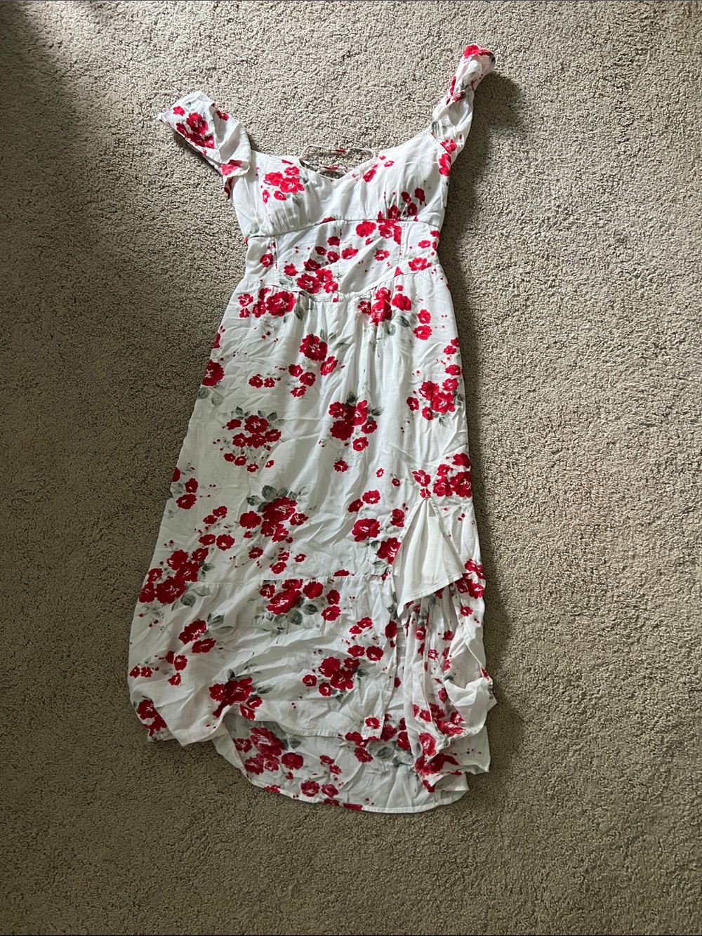 Backless dress